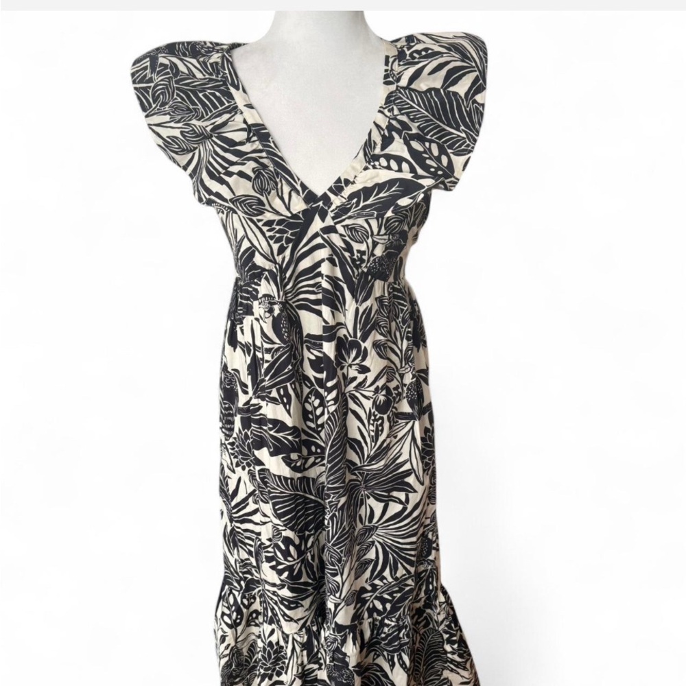 Mott50 Beautiful Black and Cream Leaf Print Dress